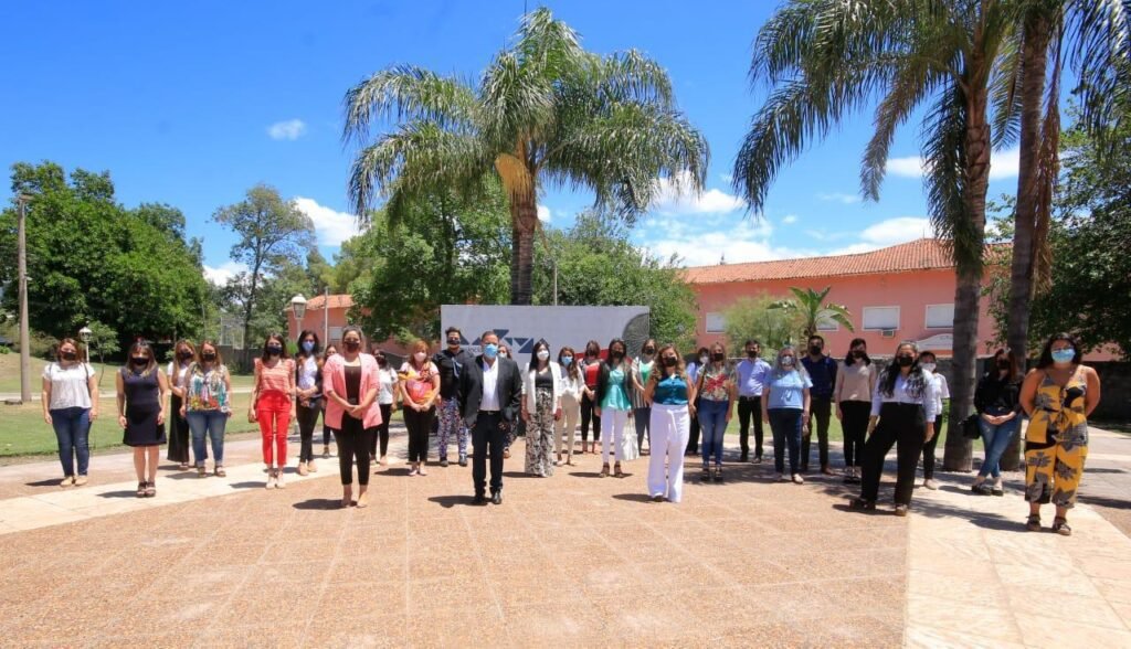 QUINTELA TRABAJA EN POLÍTICAS PÚBLICAS DESTINADAS A LAS MUJERES Y LA DIVERSIDAD ErJgxS8XAAIcykl