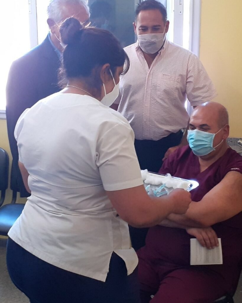 CHEPES: LLEGARON LAS 150 DOSIS DE LA VACUNA SPUTNIK V WhatsApp Image 2021 01 08 at 9.11.59 AM