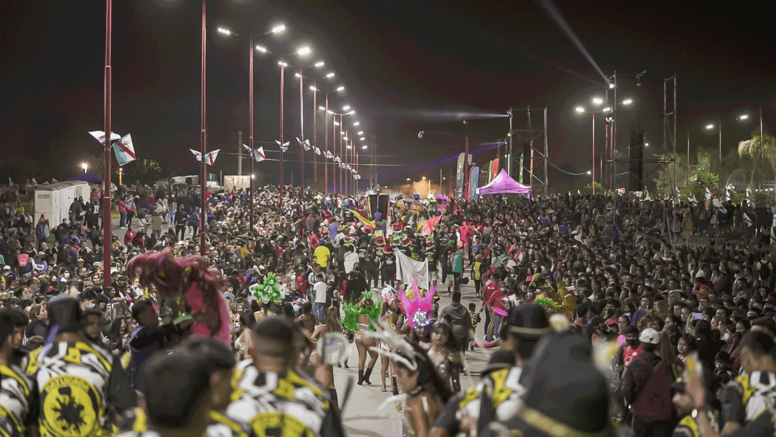 QUINCE MIL PERSONAS SE DIERON CITA EN EL PARQUE LA FAMILIA PARA DISFRUTAR DE LOS CORSOS RIOJANOS imagen 2022 03 27 180803