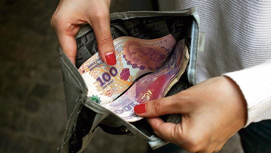 El Gobierno aclaró que por el momento no habrá refuerzo al incremento salarial previsto 5e0f567cb74d4 905 510 137aa