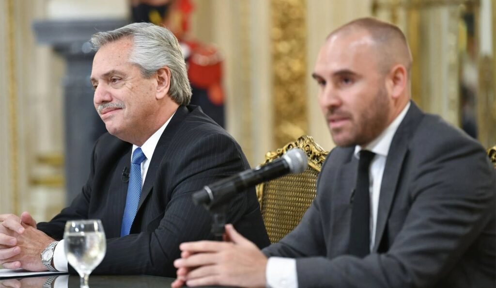 Alberto Fernández y Martín Guzmán presentan hoy el proyecto de «renta inesperada» 0000484083
