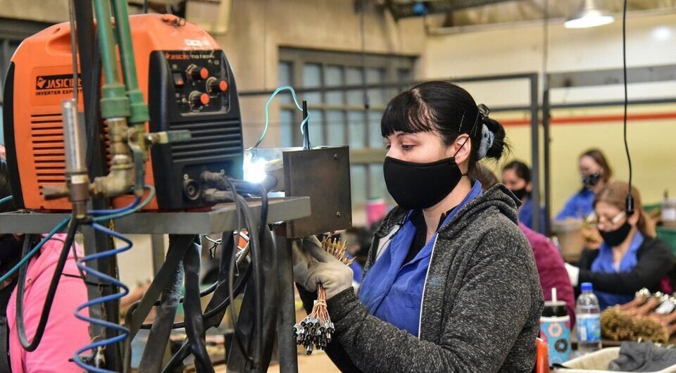 Las mujeres perciben 24 por ciento menos que los hombres 550131 whatsapp 20image 202022 06 08 20at 204 27 32 20pm e1654729186220