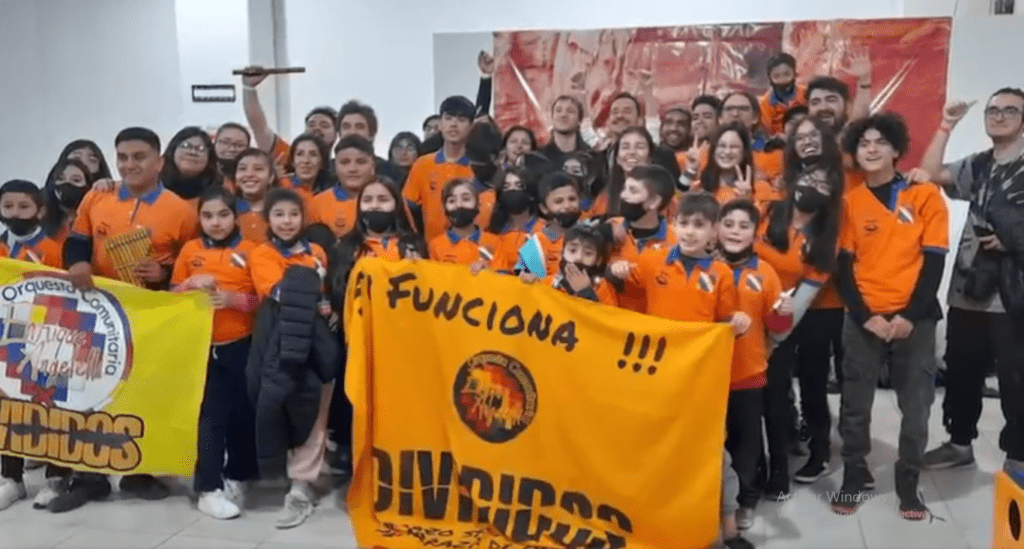 Emotivo video: Divididos agradeció a la Orquesta Angelelli divididos orquesta