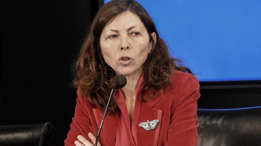 Batakis se reúne con un grupo de gobernadores 62cc1b9855ffc 900 1