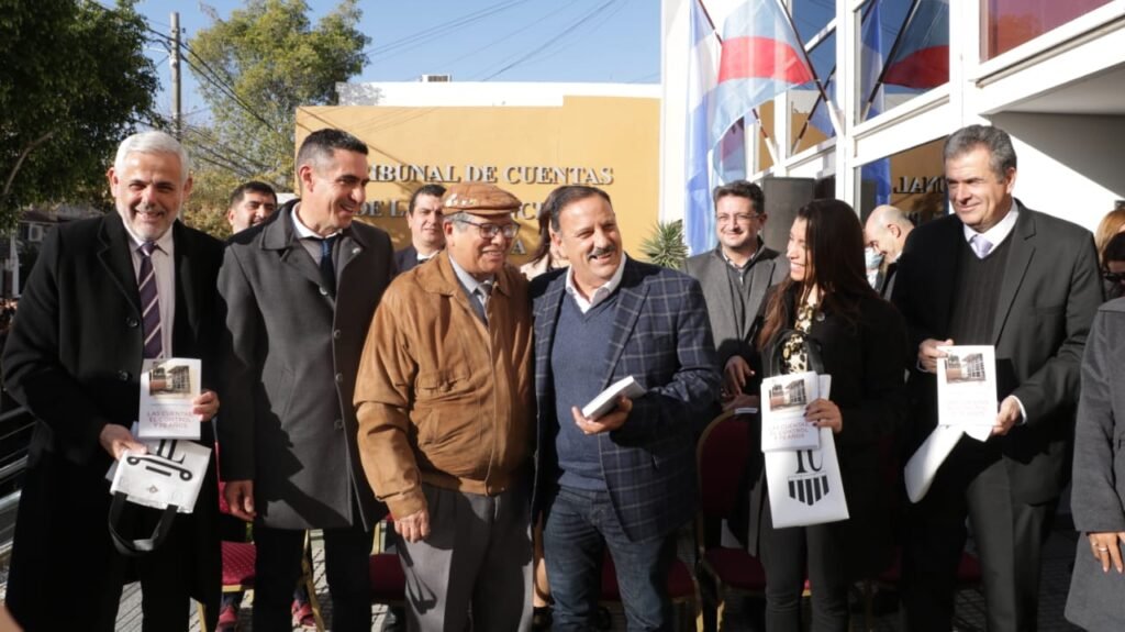 829350500 e1656720137852