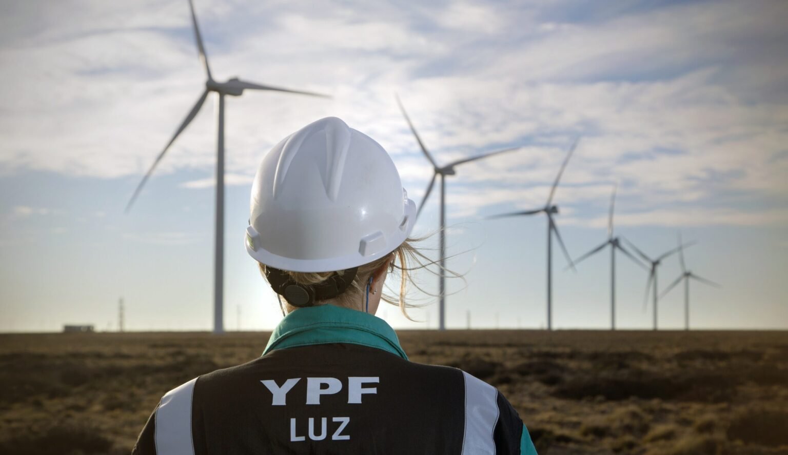 YPF LUZ scaled e1658323600807