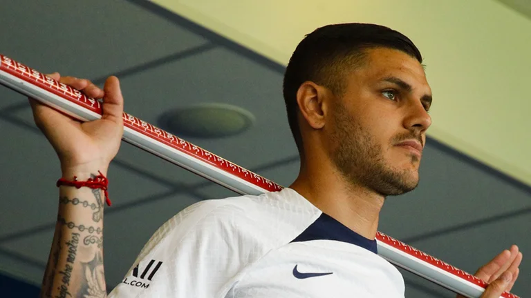 Incertidumbre por el futuro de Mauro Icardi: los dos clubes a los que fue ofrecido y cuánto dinero pretende el PSG para negociarlo P52X663OYBFRHAE6FXYVHFTBZU