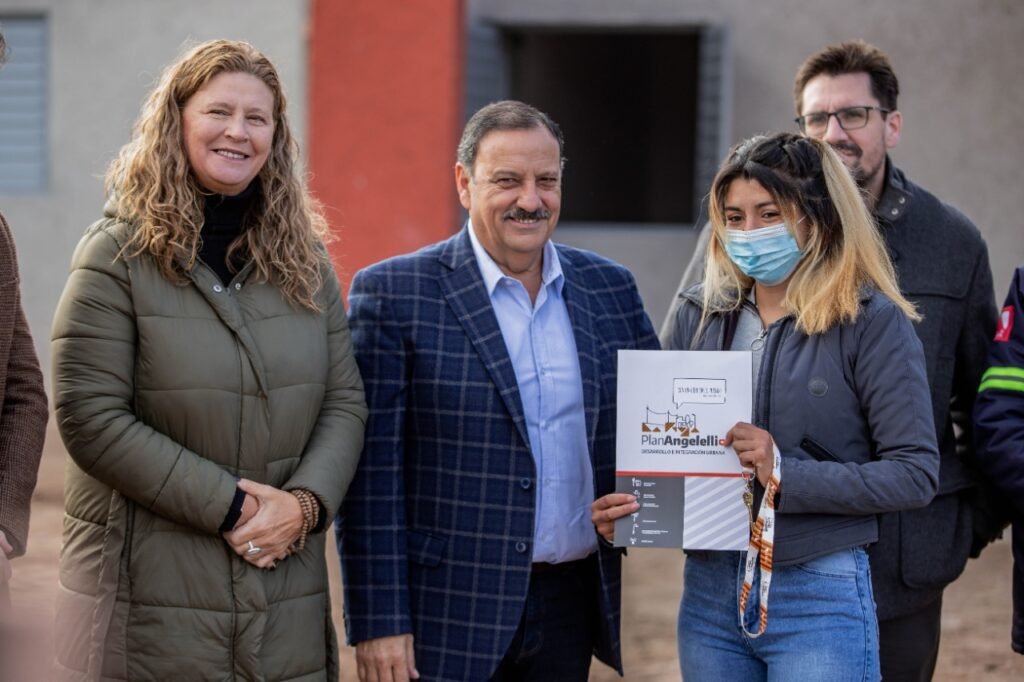 abde7f27 62a0 4e15 9343 9cc4048949c9