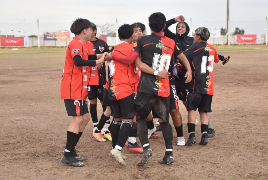 El fútbol definió sus representantes de capital para la Etapa Provincial de los Juegos Evita 5 image 2