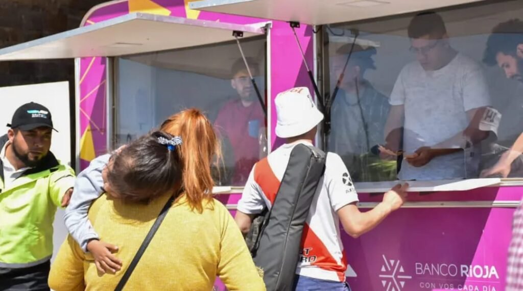 River vs Patronato: Confirmaron que se agotaron las entradas 307982751 470759701762901 7434629908368120624 n e1664233484413