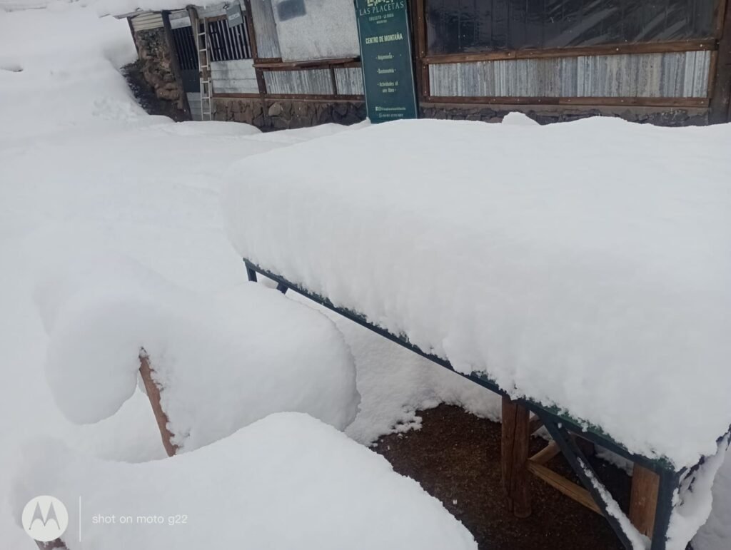 En plena primavera hubo nevadas en Pampa de la Viuda y Chilecito 1 956c770f acae 4652 be15 c6d5695c360d
