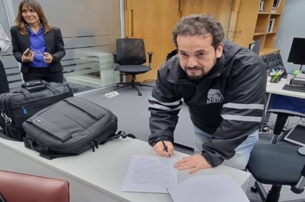 Neumáticos: hubo acuerdo salarial y las tres fábricas vuelven a producir tras la parálisis KMHJNXFUVBAN3BOOY6XGDSWWDQ