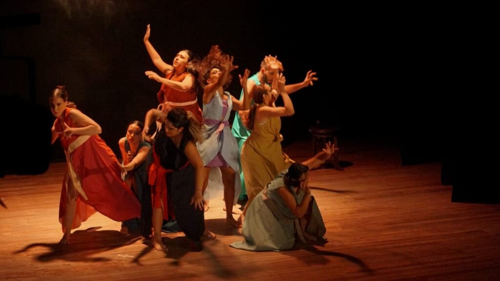 SE PUSO EN ESCENA EL 1° FESTIVAL DE DANZA CONTEMPORANEA 2019 1