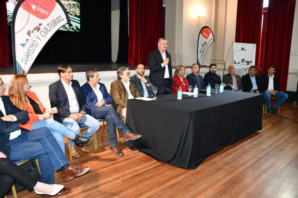 Se presentó la segunda etapa del Plan Federal de Turismo y Culturas 1 312986125 1960400547499371 8582023469459233749 n