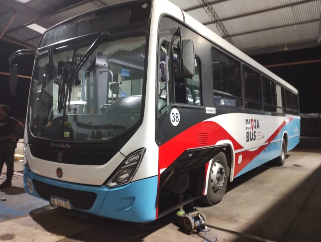 Rioja Bus informó el estado de salud del trabajador que fue aplastado por una unidad 803885015 1