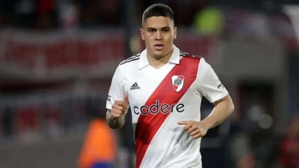 Juan Fernando Quintero recibió tres fechas de suspensión por haber empujado al árbitro Fernando Echenique juanfer sancionado 1