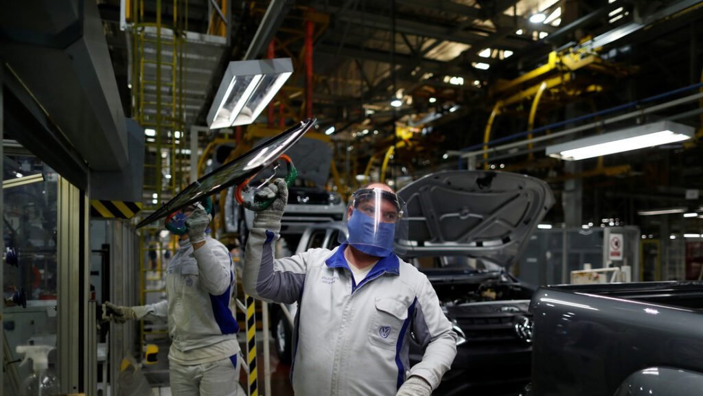 El nivel de actividad económica creció un 4,8% en septiembre 5fe3b7a4e9ff7144d20b66e2