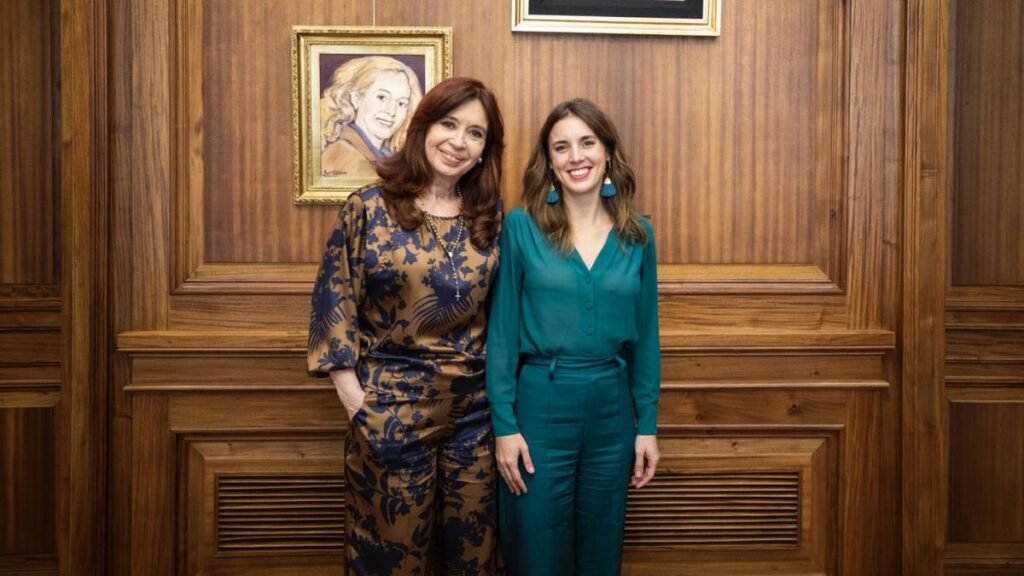 Alberto Fernández y Cristina Kirchner respaldaron a la ministra española que fue agredida verbalmente 636c57d9bb00f 1200