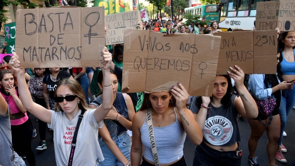 Proponen que sea delito no cumplir con las medidas para prevenir la violencia de género 638152e6c3fb8 1200