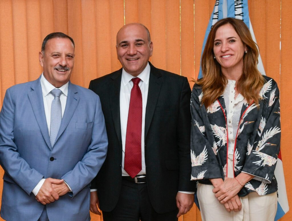 Juan Manzur: “Vemos una Rioja pujante, de pie, a partir de políticas públicas que generaron miles de puestos de trabajo” 6b9b7131 22e1 46fe 86b6 b5c4fef0fd90