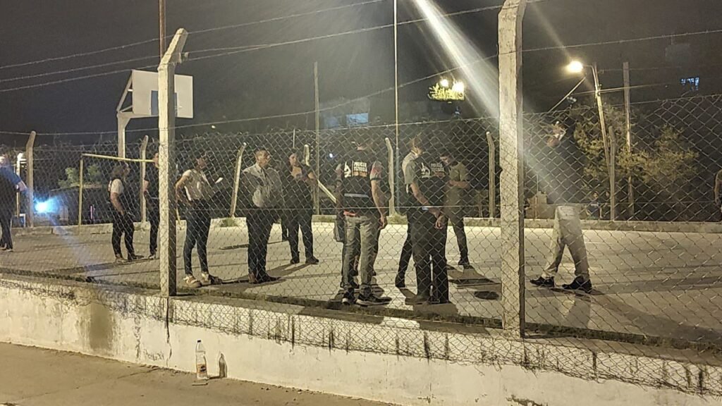 dacc5f98 4c1e 44d6 aacd 8d87460275f0