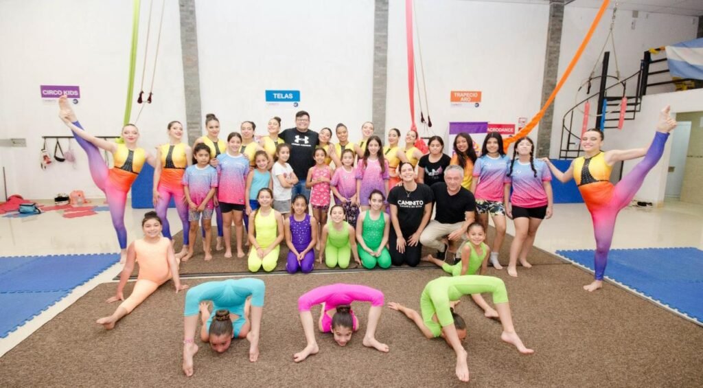 Delegación Riojana viaja a importante Torneo Internacional de Danzas 014b6077 c820 40c6 8811 96ef40bfba00