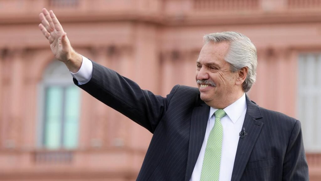 El Presidente encabeza el acto por los tres años de gestión y mantiene audiencias en Casa Rosada 6399a6893737f 1200