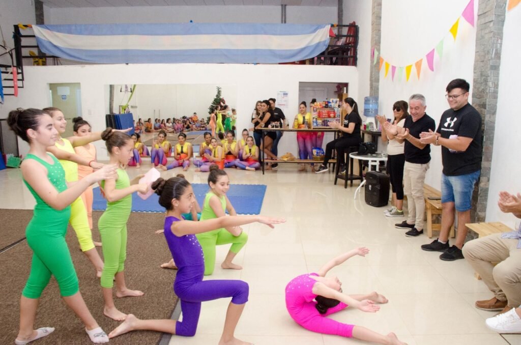 Delegación Riojana viaja a importante Torneo Internacional de Danzas 1 cff5cb19 86bb 4ee8 b57e d1b92587ca39