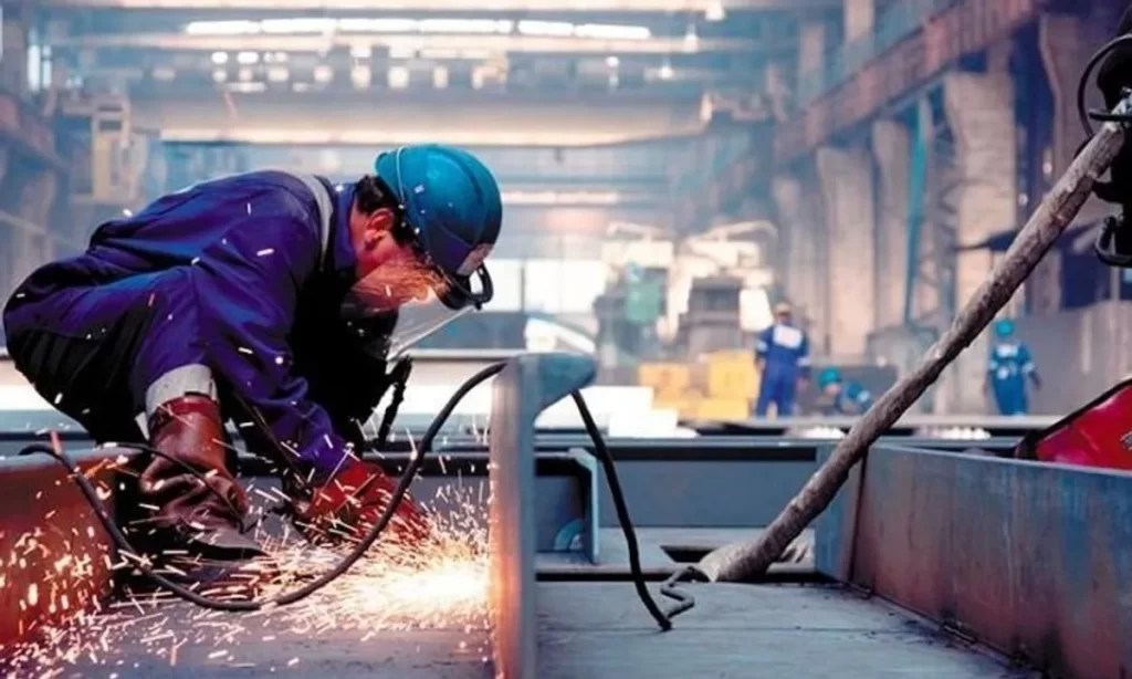 La industria cayó 1,1% mensual en octubre pbi argentina