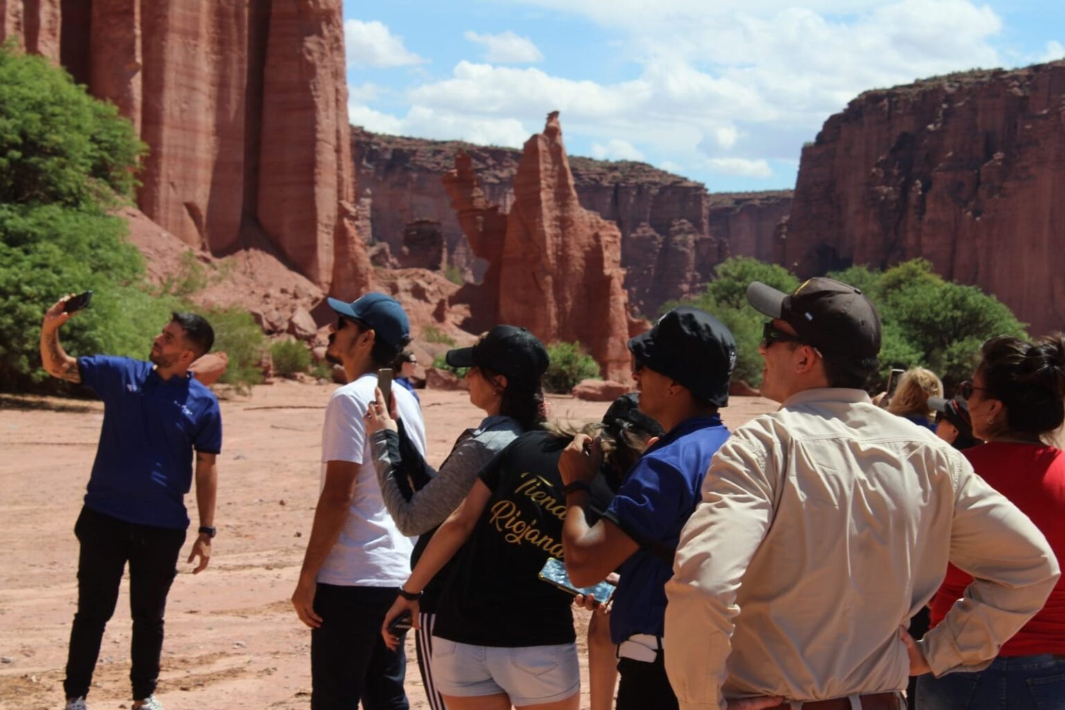 El Paseo Cultural Castro Barros realizó una jornada de trabajo e intercambio de información con el Parque Nacional Talampaya 328330893 581465103826981 4034958675056235612 n