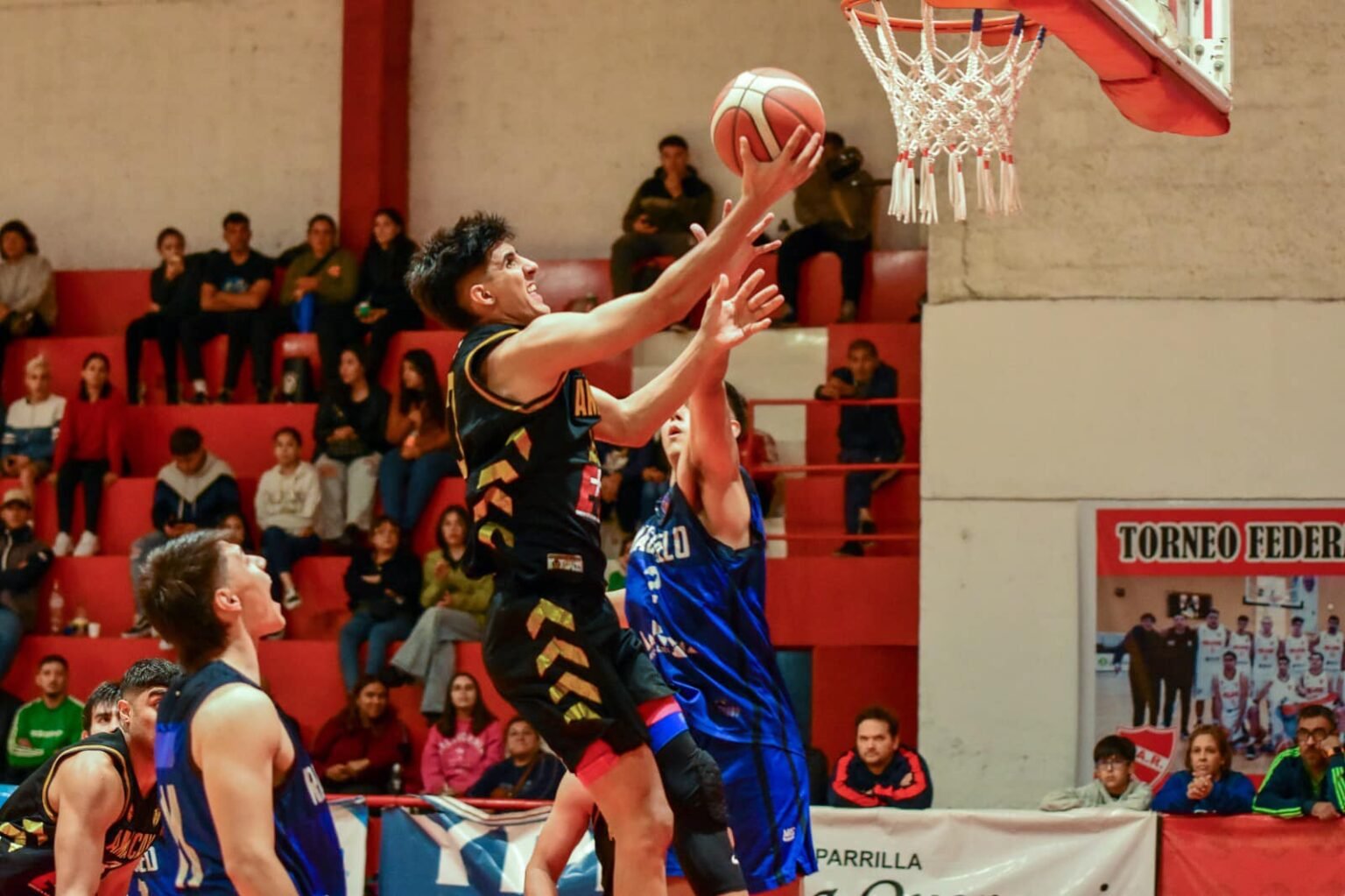 Comenzó el básquetbol de primera en La Rioja 341571009 6300028076740751 435904505289996251 n