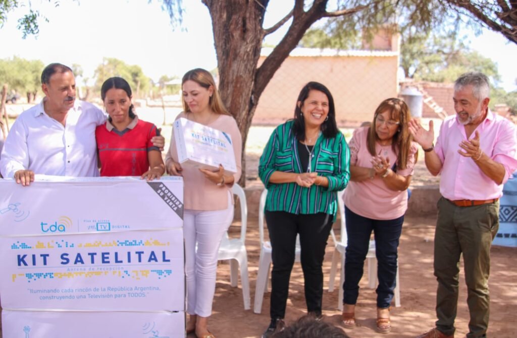 En la localidad de San Lorenzo se inauguró la conectividad para los puestos de la Ruta 5 1 WhatsApp Image 2023 04 11 at 18.36.40 1