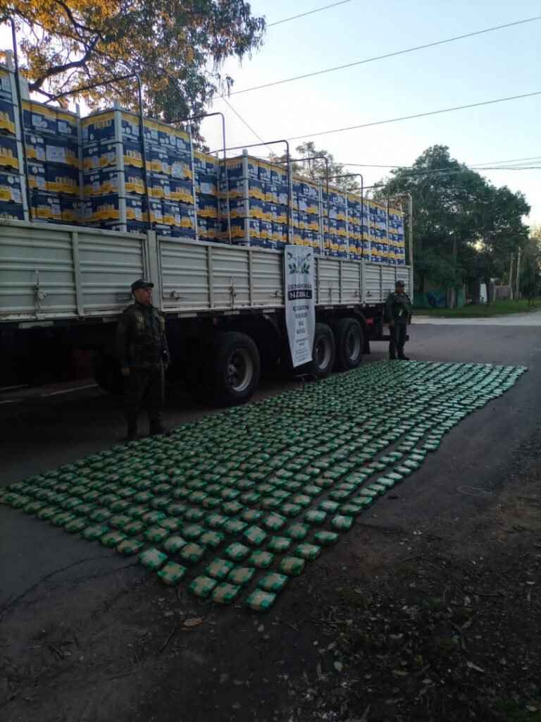 200 kg hojas de coca rafaela 2