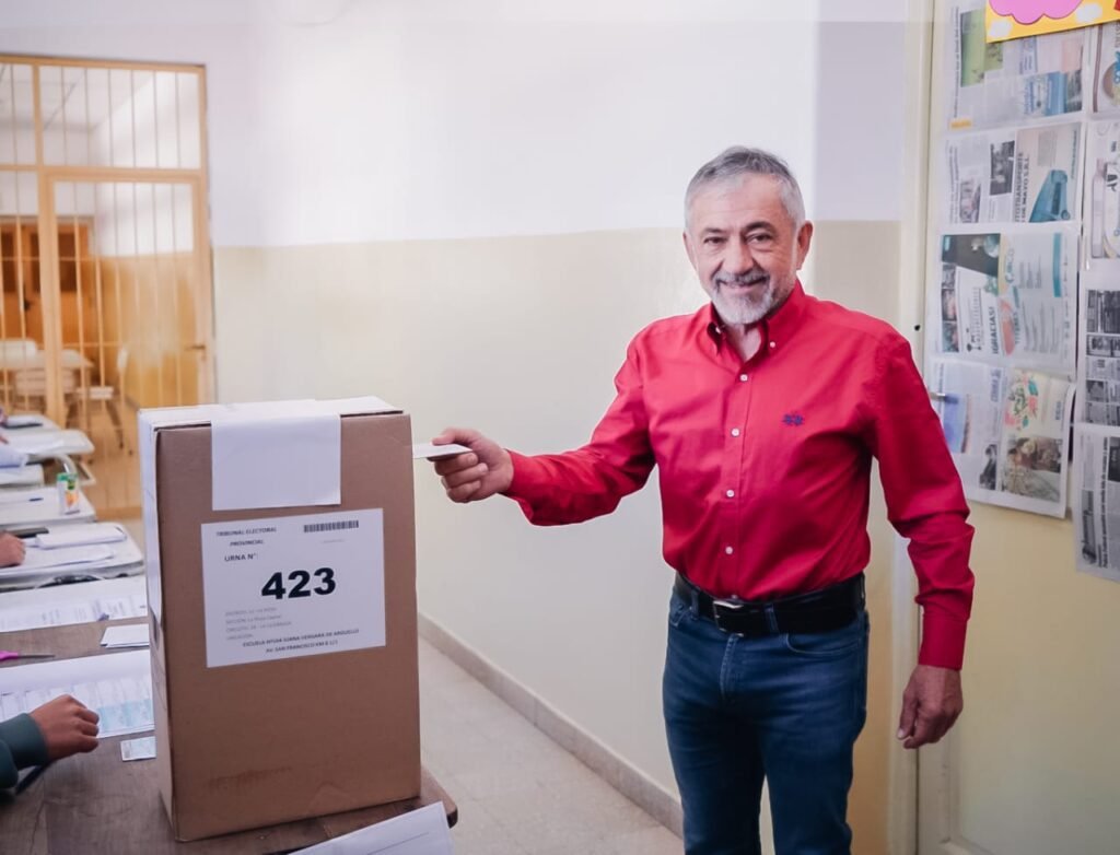 38ddd10c ffb8 4322 a94d f9f69e89bf5d