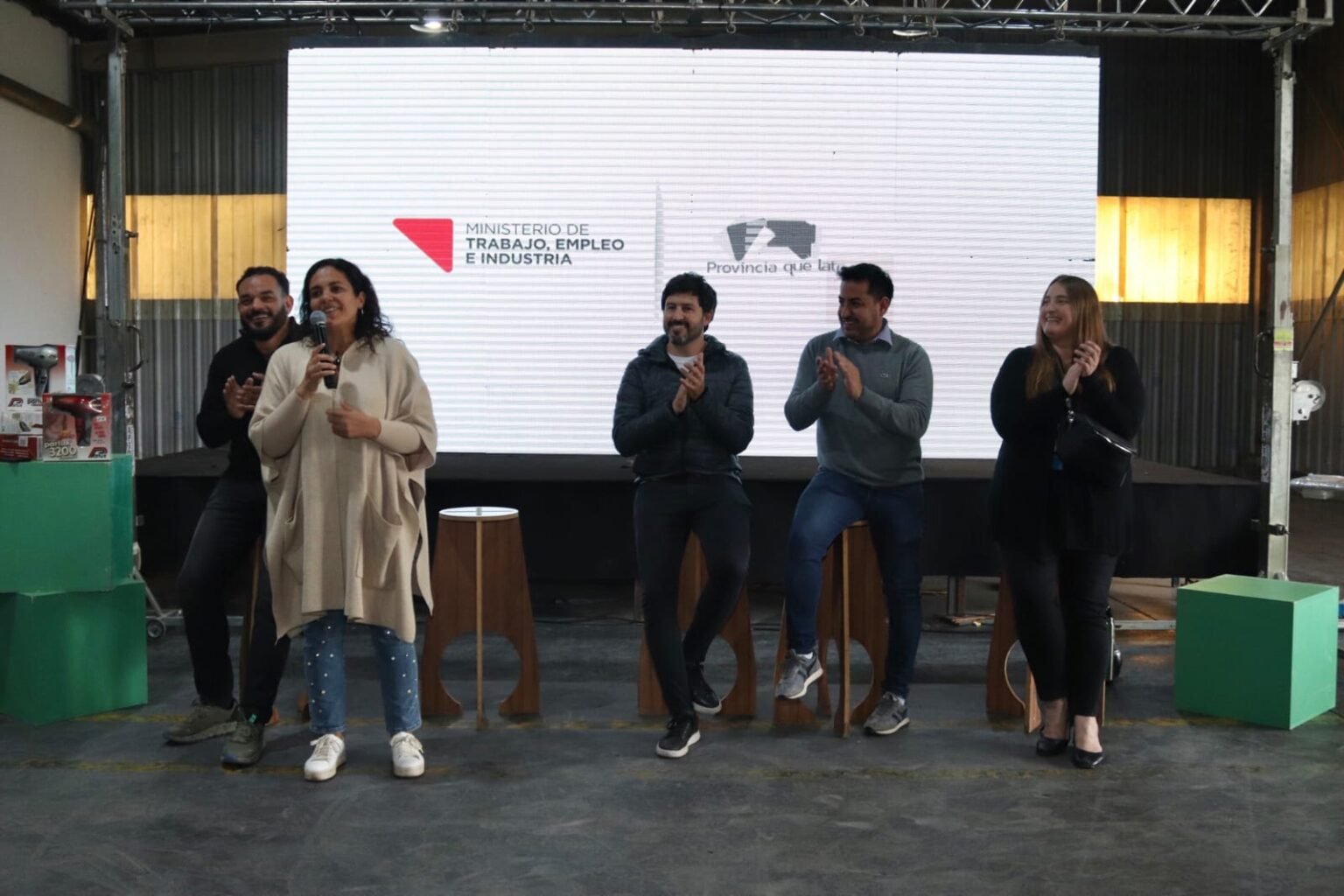 El Gobierno Provincial entregó equipamiento a emprendedores WhatsApp Image 2023 05 05 at 17.05.45