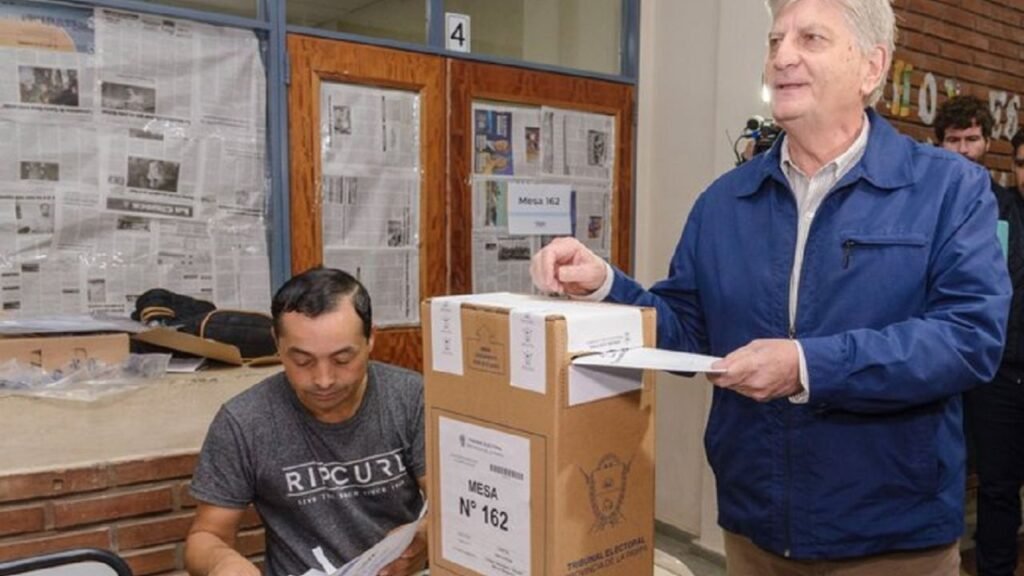 ziliotto votando en la pampa 1567528