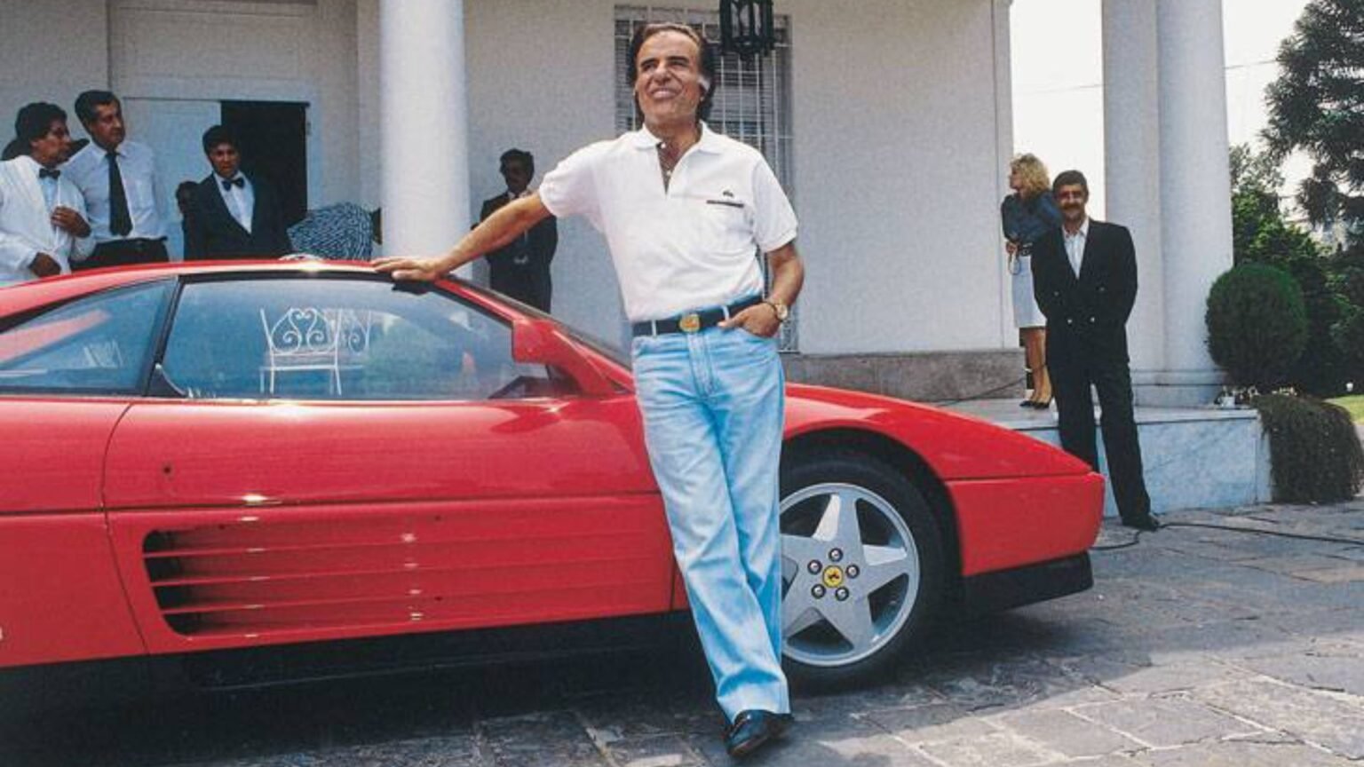 Abrieron convocatoria para extras de la serie sobre Carlos Menem en La Rioja Carlos