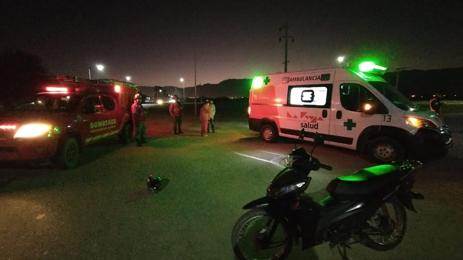 Motociclistas sufrieron lesiones leves al caer del rodado en Ruta 5 WhatsApp Image 2023 06 16 at 8.39.23 PM