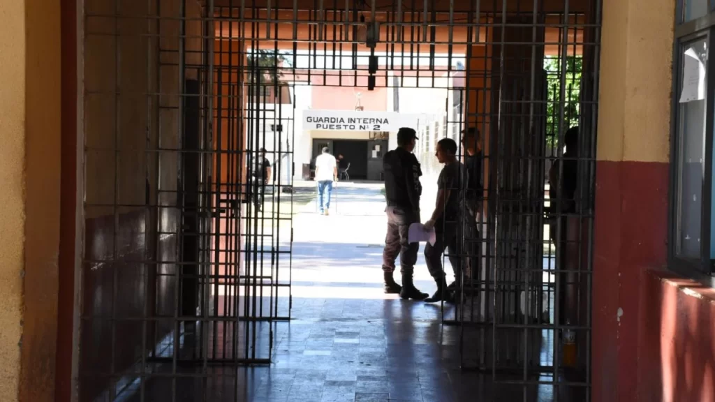 Graves incidentes en el Servicio Penitenciario Provincial: un interno sufrió quemaduras y está grave penal