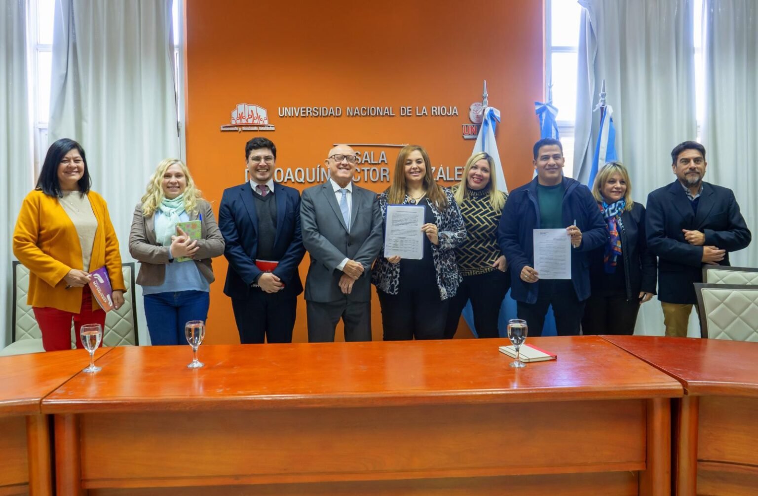 FIRMA PARITARIA 34 1600x1200 1