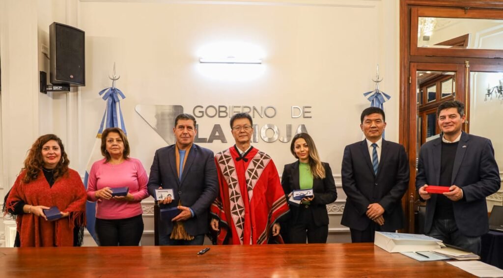 Firmaron memorándum con autoridades de la provincia y Shijiazhuang, China WhatsApp Image 2023 07 14 at 8.30.24 AM