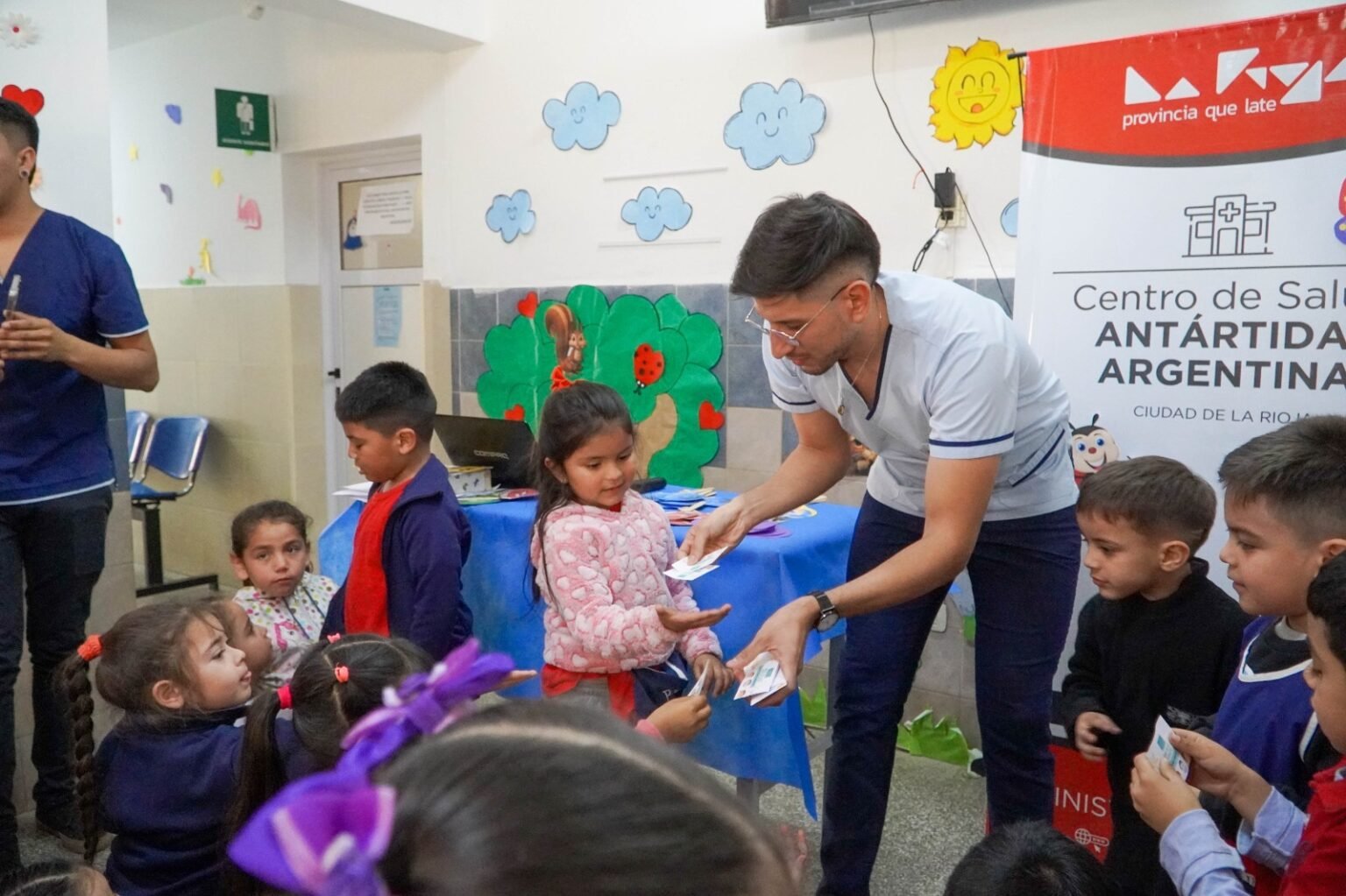 Celebraron el «Mes de las infancias» en el CAPS Antártida WhatsApp Image 2023 08 18 at 11.26.17 AM