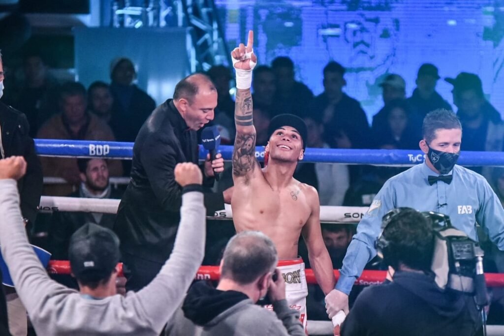 Sansón Rosa vuelve a defender sus coronas y a arriesgar su invicto en Buenos Aires sanson rosa