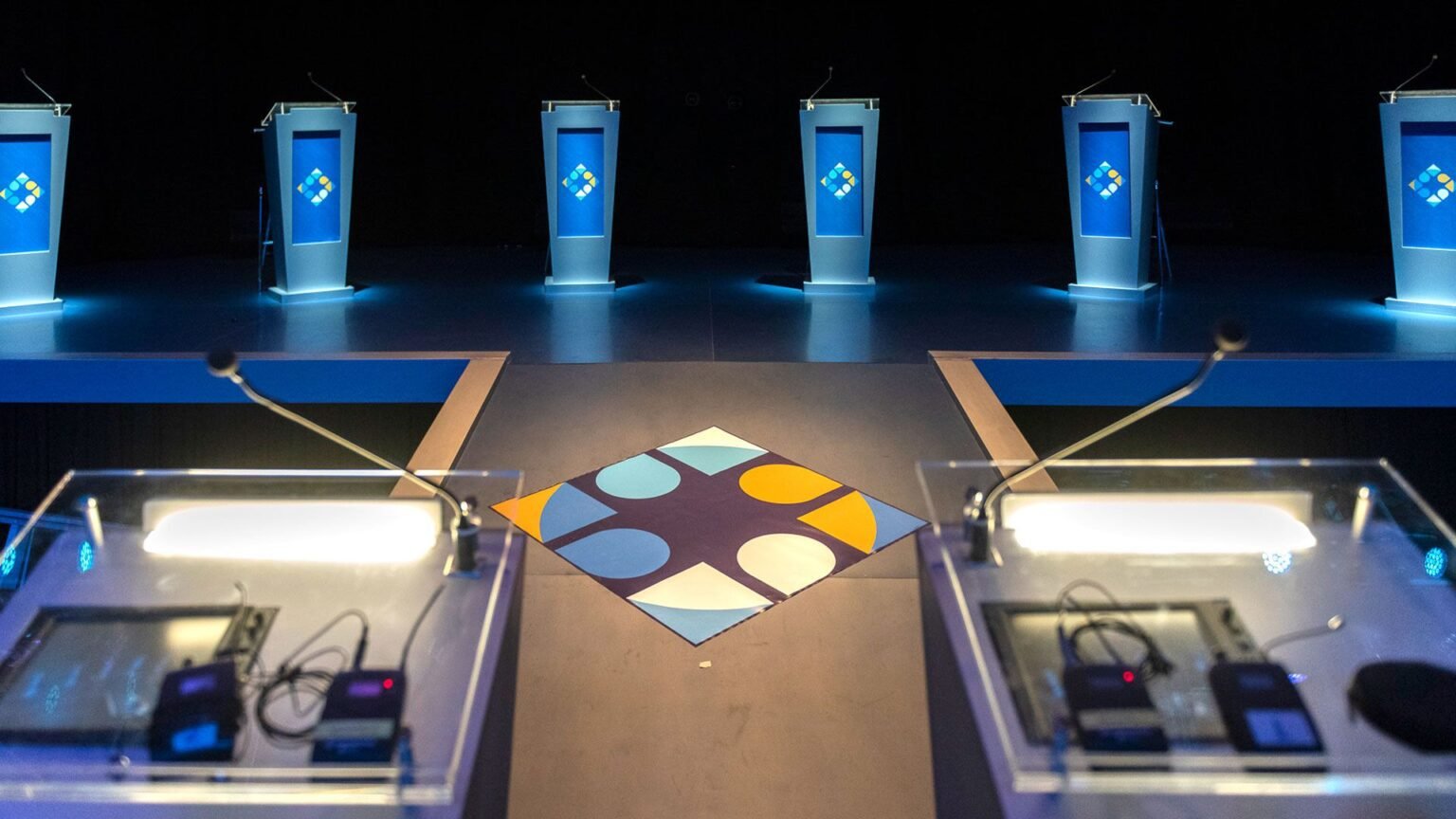 4SMMFYV2K5CAREHXSDYUH2TJ3Y