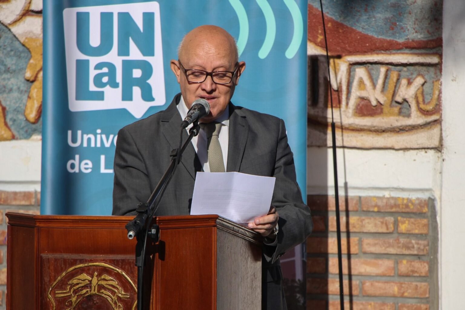 La UNLaR celebró su 52° Aniversario con una marcada defensa por la universidad pública y gratuita IMG 20230917 WA0012