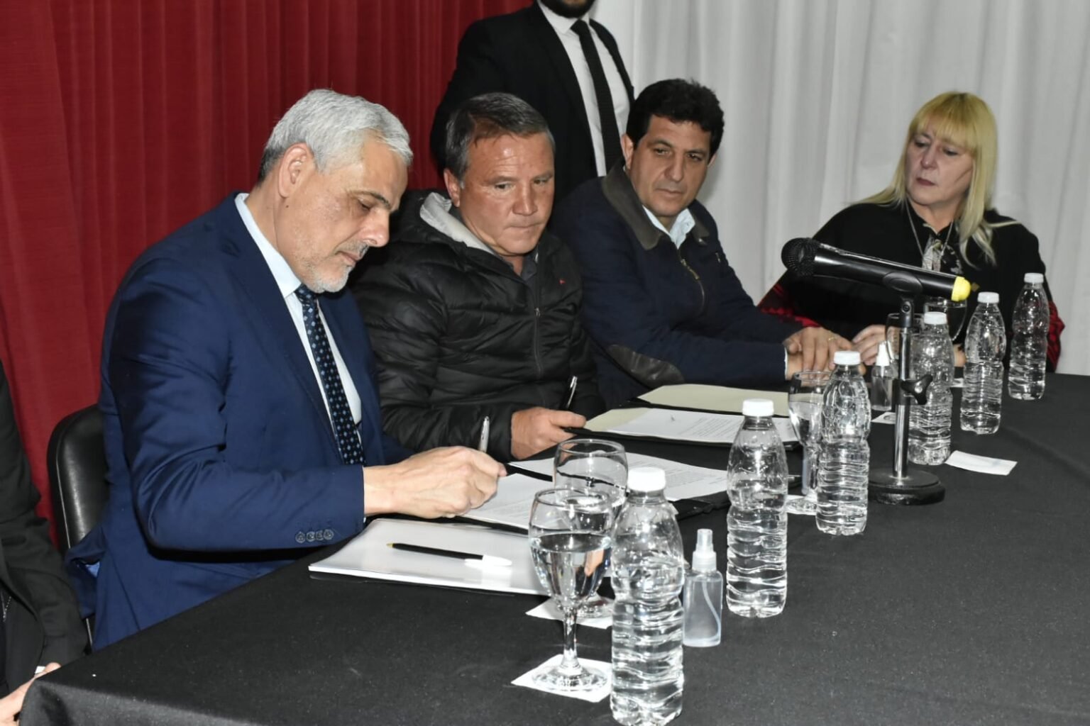 Construirán un nuevo juzgado de Paz Lego en Chilecito firma de convenio chilecito 1