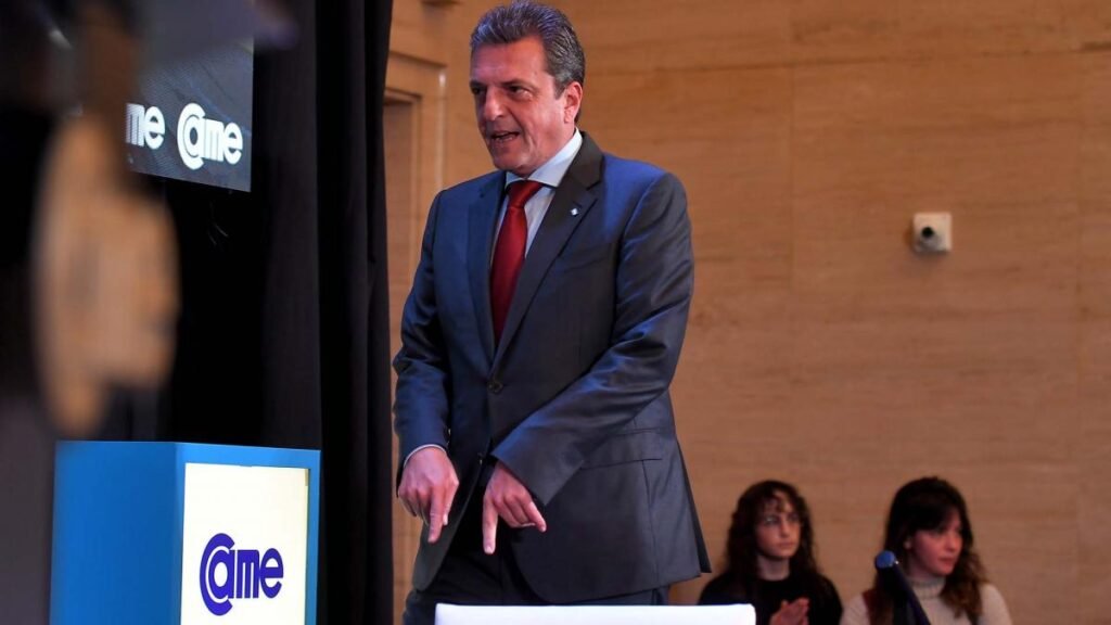 Massa sobre Milei y los plazos fijos: «Por un voto está timbeando el ahorro de la gente» 651d965833dfd 1200