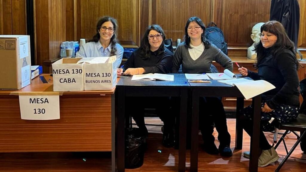 Cerraron los comicios argentinos en Reino Unido y comienza el escrutinio 65351685482eb 1200