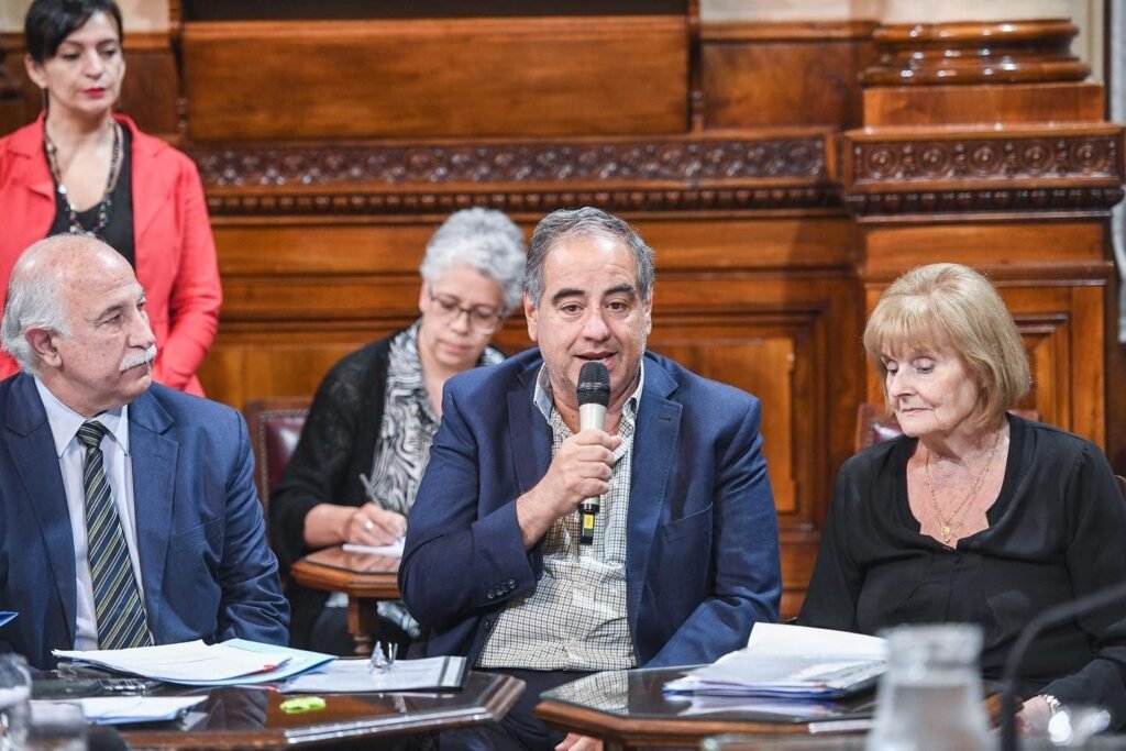 Tras el quiebre de JxC, Julio Martínez anunció su retiro de las candidaturas Julio martinez