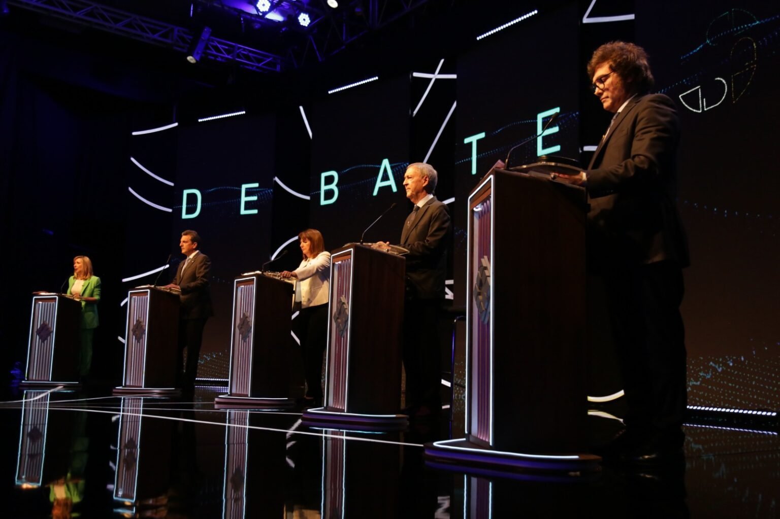 Bullrich al ataque, Milei y Massa a defender: qué estrategia preparan los candidatos para el segundo debate debate 2023